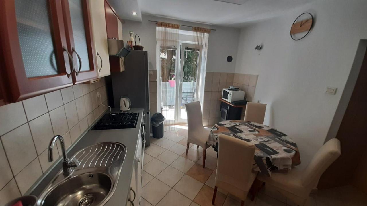 Apartman Pio Senj  Exteriör bild