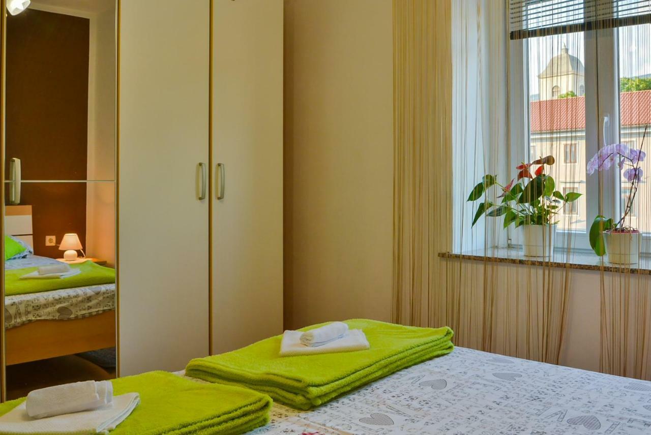 Apartman Pio Senj  Exteriör bild